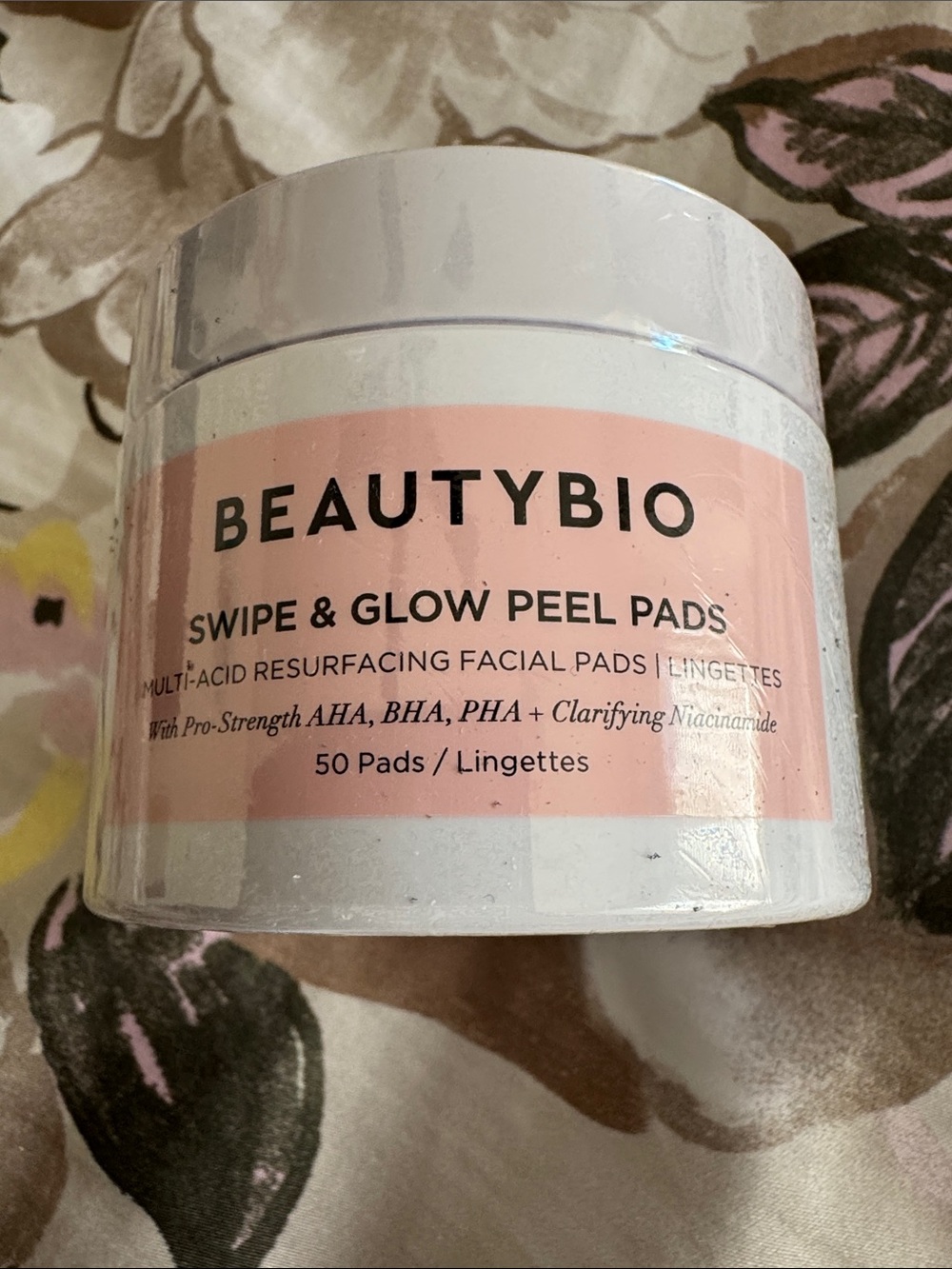 BeautyBio Swipe & Glow Peel
Pads